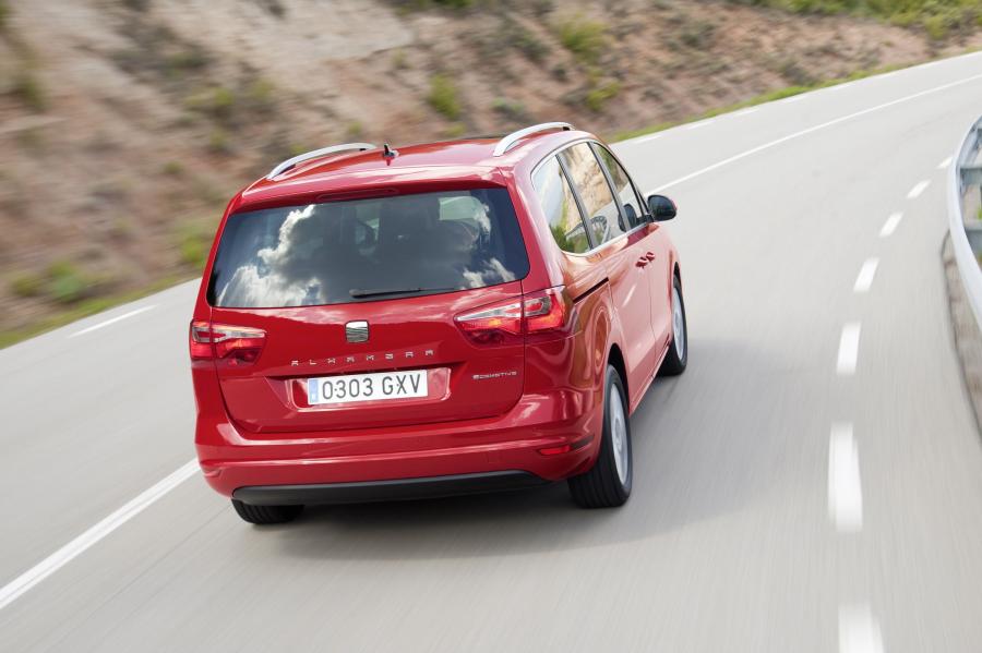  Seat Alhambra 2010 года  (фото 50 из 113)